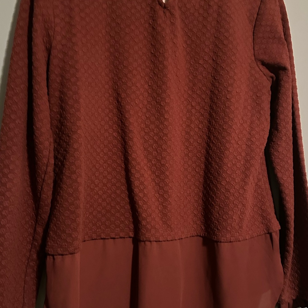 Elle Ruffled Textured Top in Rust - Picture 2 of 14